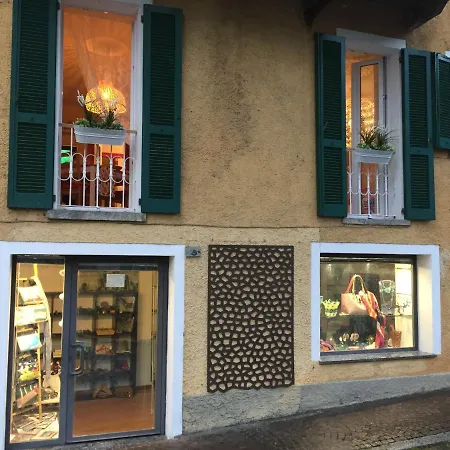 Petit Bijou Apartament Varenna