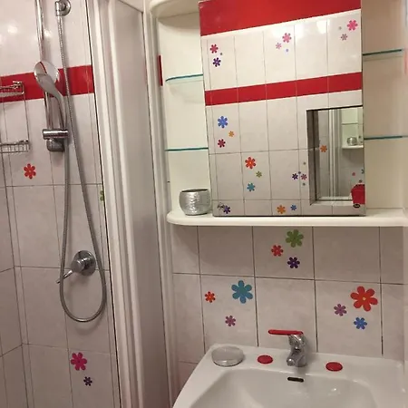 Petit Bijou شقة فارينا